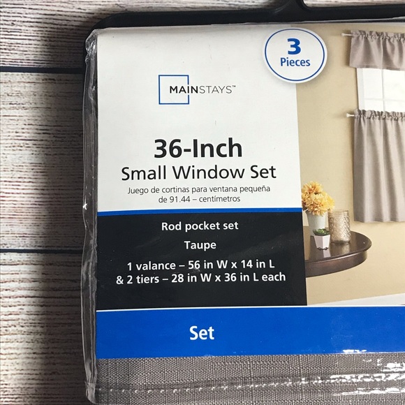 Small Window Curtain Set - Picture 2 of 3